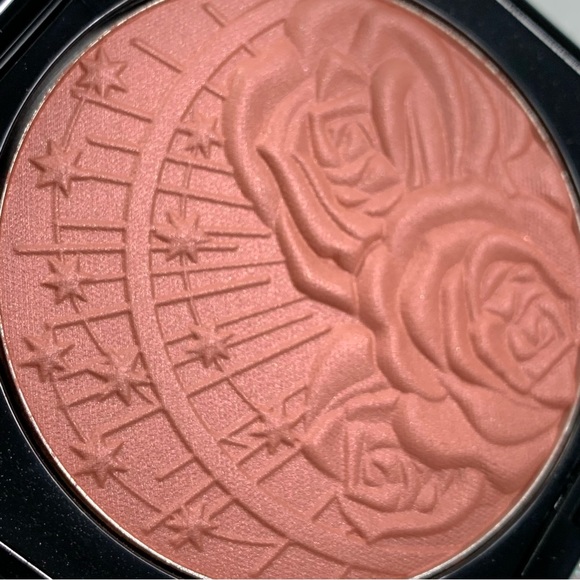 Pat McGrath Divine Blush Nude Venus II - Picture 4 of 6